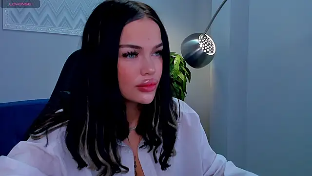 Snapshot of Angel_Sapphire_ chatting on 12/22/24, 02:06 Angel Sapphire online show from 12/22/24, 02:06