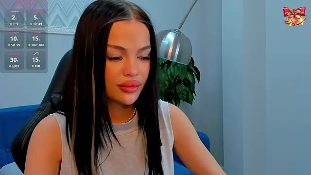 Snapshot of Angel_Sapphire_ chatting on 12/29/24, 01:49 Angel Sapphire online show from 12/29/24, 01:49