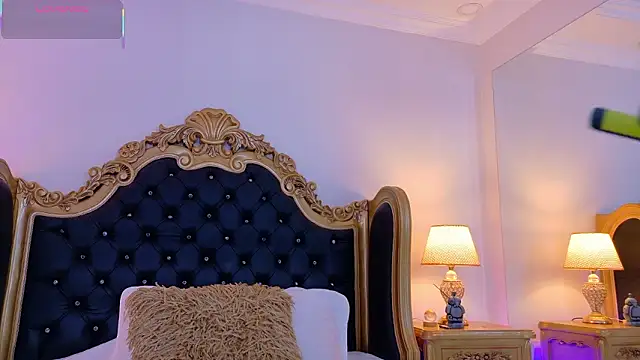 AdelinaVans online show from 02/19/26, 11:28