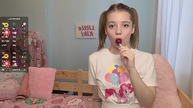 PrincessLittleKiki online show from 10/09/25, 07:06