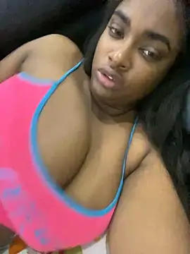 Snapshot of _MARRTINNA_ chatting on 01/19/25, 10:28  MARRTINNA  online show from 01/19/25, 10:28