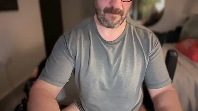 Mr Beef online show from 11/28/25, 07:05