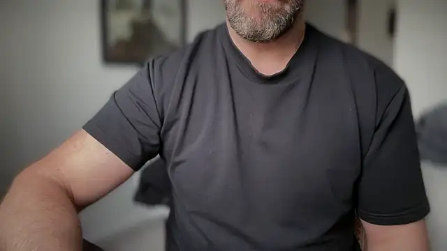 Snapshot of Mr_Beef chatting on 03/09/26, 01:15 Mr Beef online show from 03/09/26, 01:15