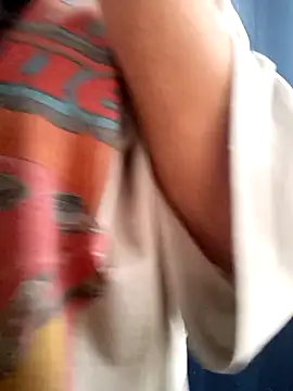 Snapshot of Celestte22 chatting on 02/02/25, 07:14 Celestte22 online show from 02/02/25, 07:14