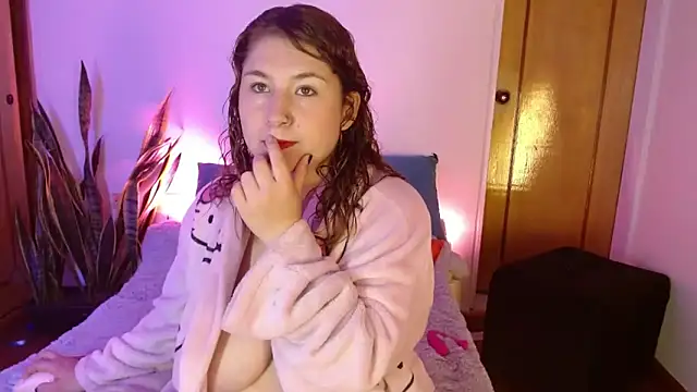 Snapshot of kittycatw chatting on 09/25/25, 06:06 kittycatw online show from 09/25/25, 06:06