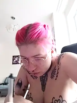 divine eve online show from 02/14/25, 02:54