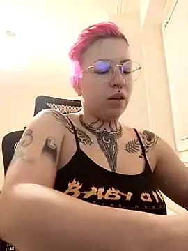 divine eve online show from 02/23/25, 06:01