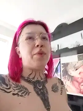 divine eve online show from 03/20/25, 12:22