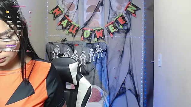 lindsay sweet2 online show from 10/26/25, 05:57