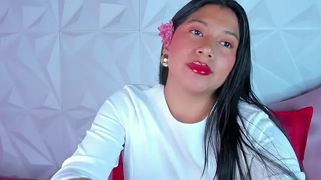 Snapshot of LinnaGardenia chatting on 12/25/24, 12:47 LinnaGardenia online show from 12/25/24, 12:47