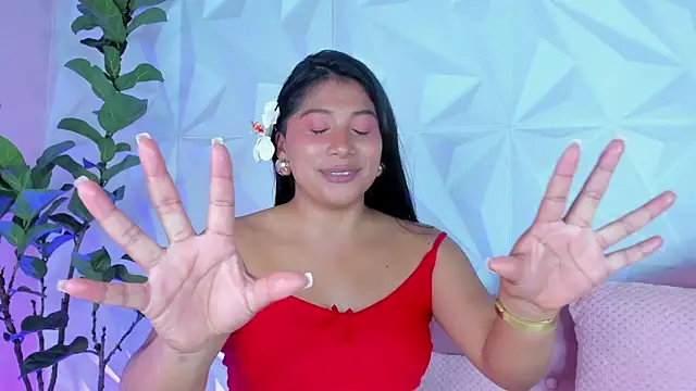 Snapshot of LinnaGardenia chatting on 01/20/25, 04:55 LinnaGardenia online show from 01/20/25, 04:55