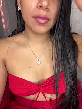 Snapshot of LinnaGardenia chatting on 03/16/25, 10:20 LinnaGardenia online show from 03/16/25, 10:20