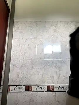 Snapshot of LinnaGardenia chatting on 10/21/25, 06:08 LinnaGardenia online show from 10/21/25, 06:08