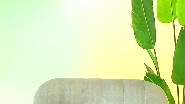 LinnaGardenia online show from 04/25/26, 01:41