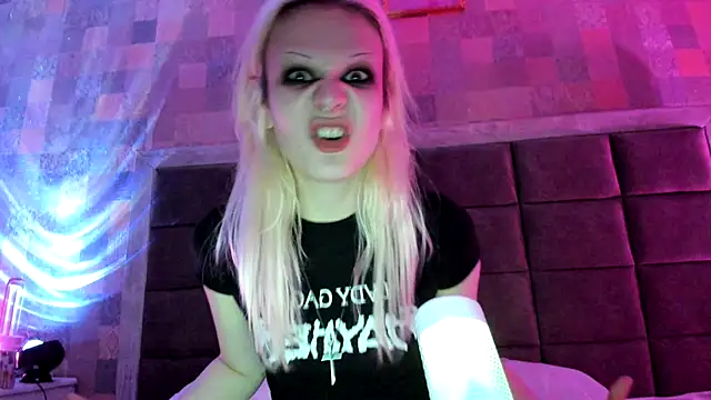 sashakiss99 online show from 10/27/25, 01:53