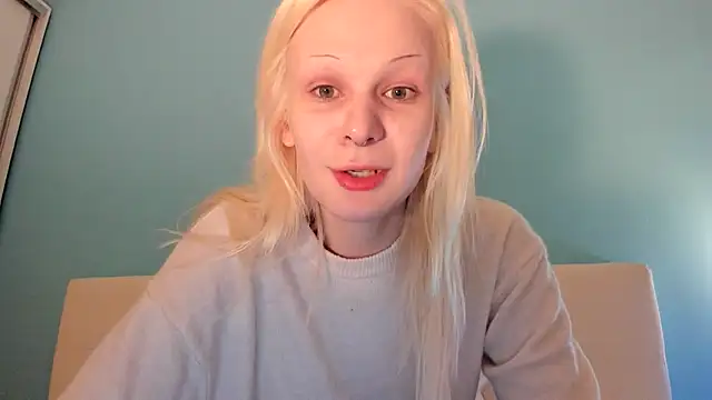 sashakiss99 online show from 12/16/25, 09:31