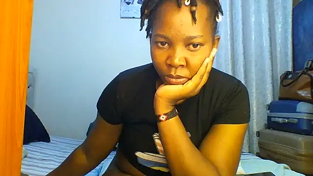 Petitiebooty online show from 06/22/26, 05:48