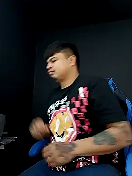 Snapshot of DickMasterfindom chatting on 02/06/26, 05:34 DickMasterfindom online show from 02/06/26, 05:34