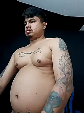 Snapshot of DickMasterfindom chatting on 02/15/26, 09:30 DickMasterfindom online show from 02/15/26, 09:30