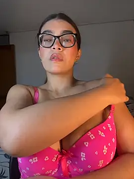 kathii95 online show from 05/03/26, 01:44