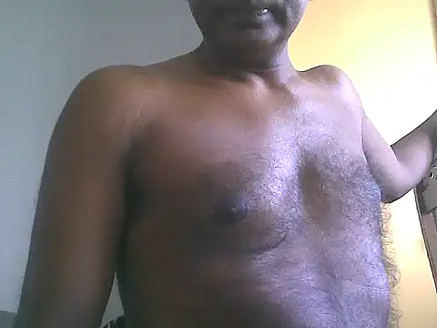 Snapshot of chocodk01 chatting on 03/31/26, 11:32 chocodk01 online show from 03/31/26, 11:32