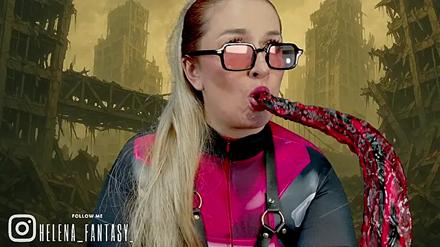 Snapshot of helenas_fantasy chatting on 09/23/25, 02:58 helenas fantasy online show from 09/23/25, 02:58