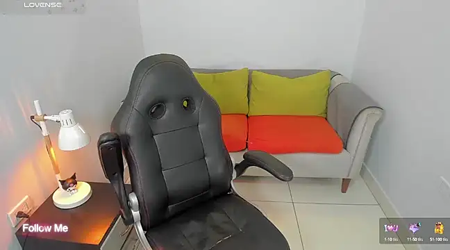 Snapshot of Dany-Sexy chatting on 03/06/25, 06:30 Dany-Sexy online show from 03/06/25, 06:30