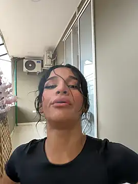 Snapshot of Dany-Sexy chatting on 02/07/26, 11:47 Dany-Sexy online show from 02/07/26, 11:47