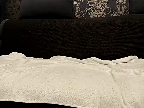 Snapshot of makodyrty chatting on 12/15/25, 06:23 makodyrty online show from 12/15/25, 06:23