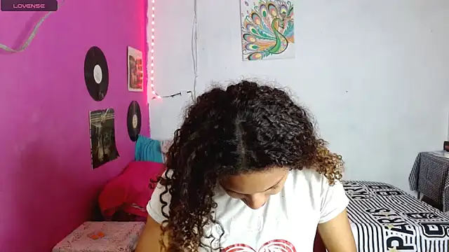 sensitive brunette online show from 01/31/25, 09:16