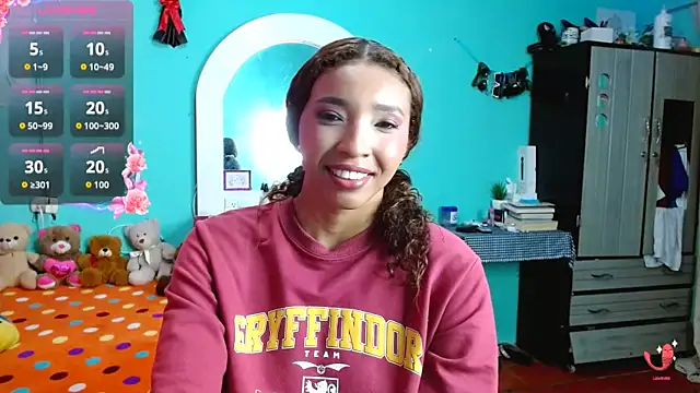 sensitive brunette online show from 12/02/25, 12:16