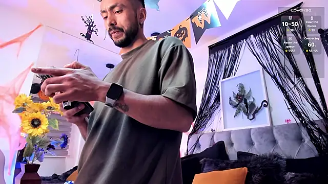 Tom cooper  online show from 10/23/25, 12:37