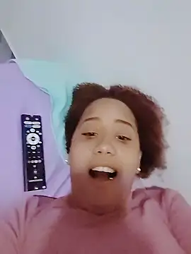 Snapshot of zandra_kiman chatting on 01/11/26, 05:34 zandra kiman online show from 01/11/26, 05:34