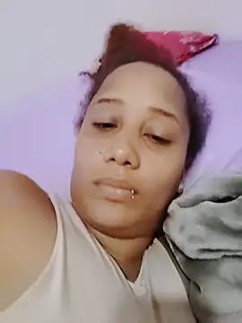 Snapshot of zandra_kiman chatting on 01/14/26, 07:19 zandra kiman online show from 01/14/26, 07:19