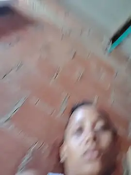 Snapshot of zandra_kiman chatting on 02/14/26, 06:04 zandra kiman online show from 02/14/26, 06:04