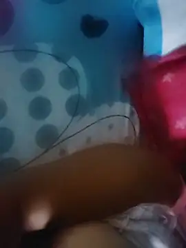 Snapshot of zandra_kiman chatting on 03/13/26, 05:25 zandra kiman online show from 03/13/26, 05:25