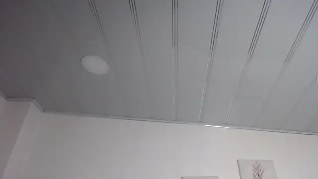 Snapshot of candy_lux_ chatting on 02/27/25, 03:05 candy lux online show from 02/27/25, 03:05