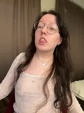 emigooflordXD online show from 02/09/25, 06:54