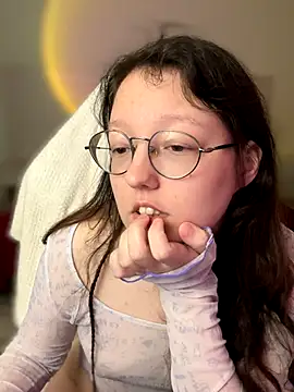 emigooflordXD online show from 09/13/25, 01:11