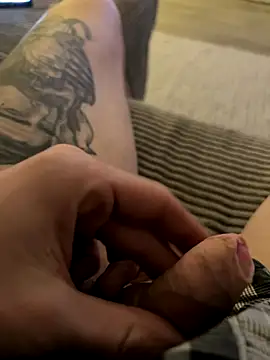 Snapshot of DerWixxer_3 chatting on 12/15/25, 11:31 DerWixxer 3 online show from 12/15/25, 11:31