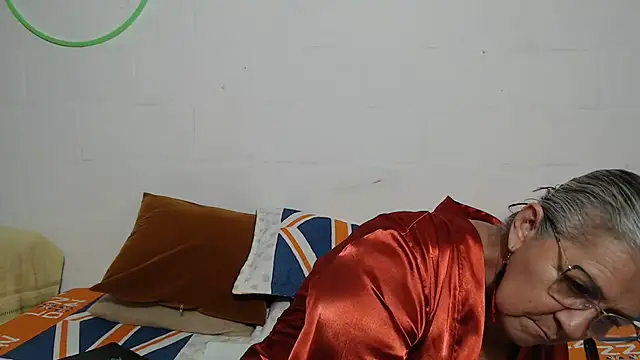 candy mature  online show from 02/25/26, 10:30