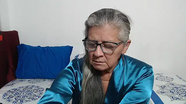 candy mature  online show from 05/05/26, 11:02