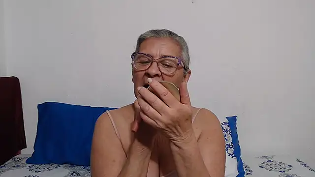 candy mature  online show from 05/08/26, 10:26