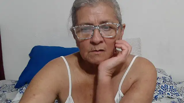candy mature  online show from 06/11/26, 12:32