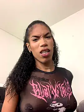 turabbitxx online show from 10/25/25, 02:41