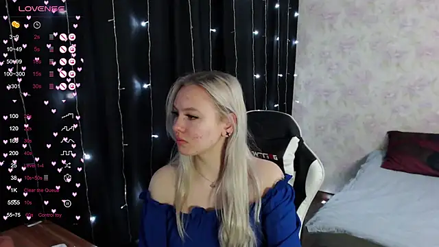 Snapshot of VikaPowers chatting on 02/11/25, 03:08 VikaPowers online show from 02/11/25, 03:08