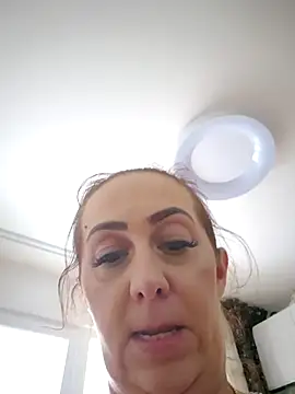 AvaLloyd online show from 02/17/25, 12:05