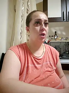 AvaLloyd online show from 02/19/25, 03:17