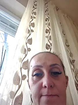 AvaLloyd online show from 02/23/25, 10:49