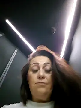 AvaLloyd online show from 02/24/25, 03:23